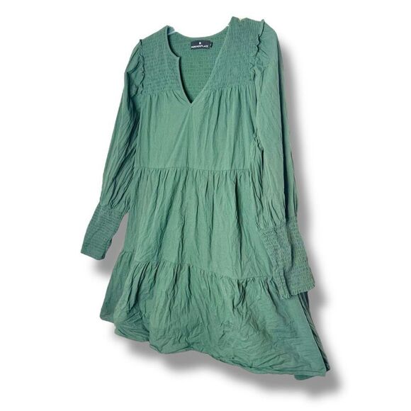 Tuckernuck Pomander Place Green Ceci Smocked Tiered Mini Dress Women’s Size M - Picture 6 of 11
